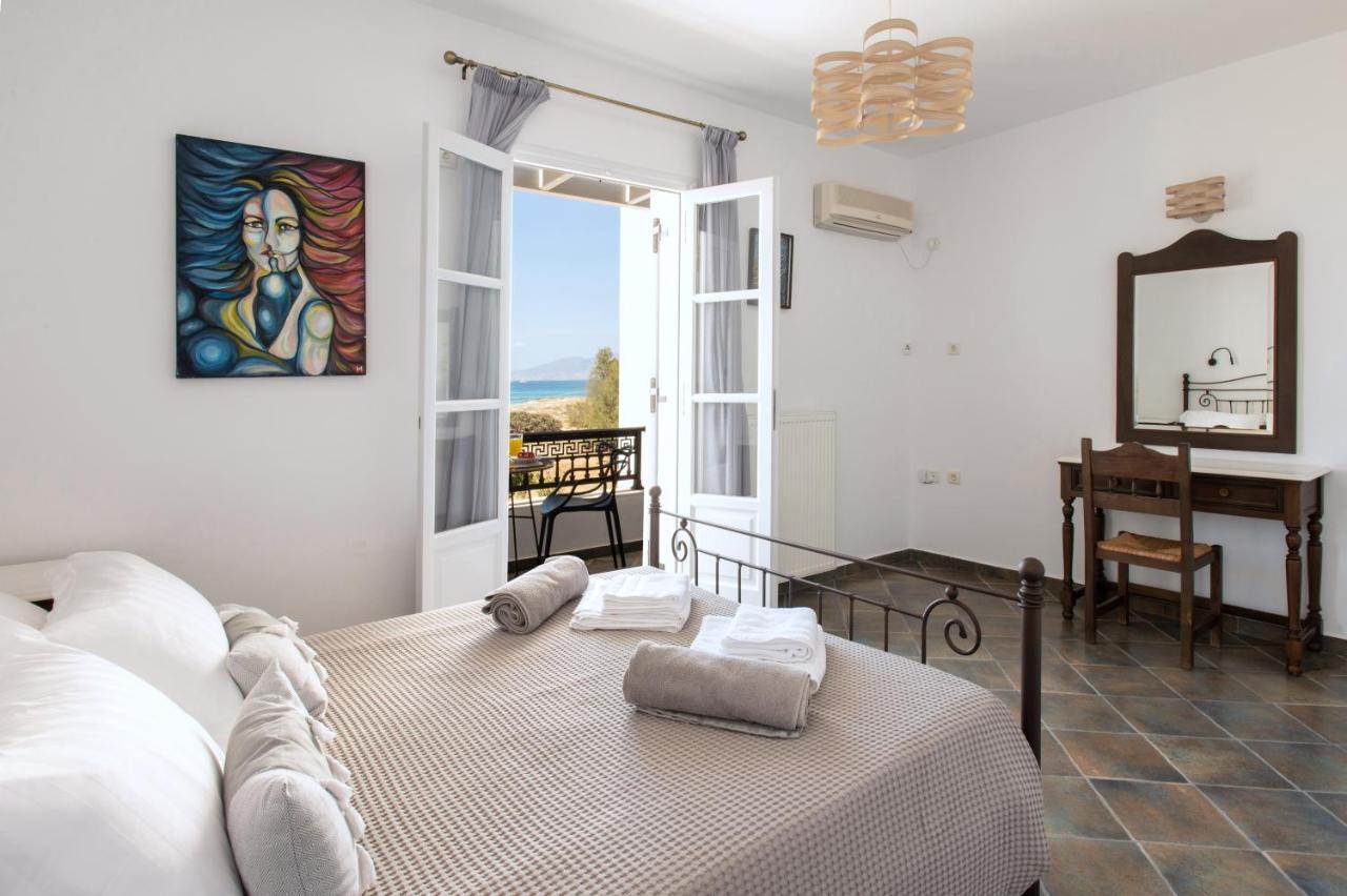 Sea Lilies Suites Pláka Exterior foto